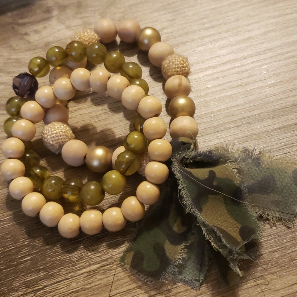 Bracelet